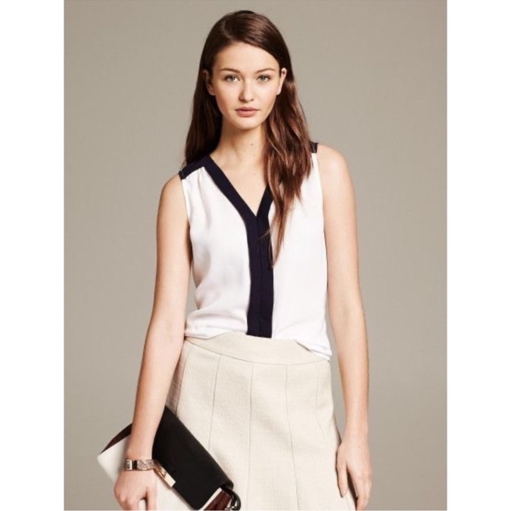 Ann Taylor White and Black Sleeveless Blouse